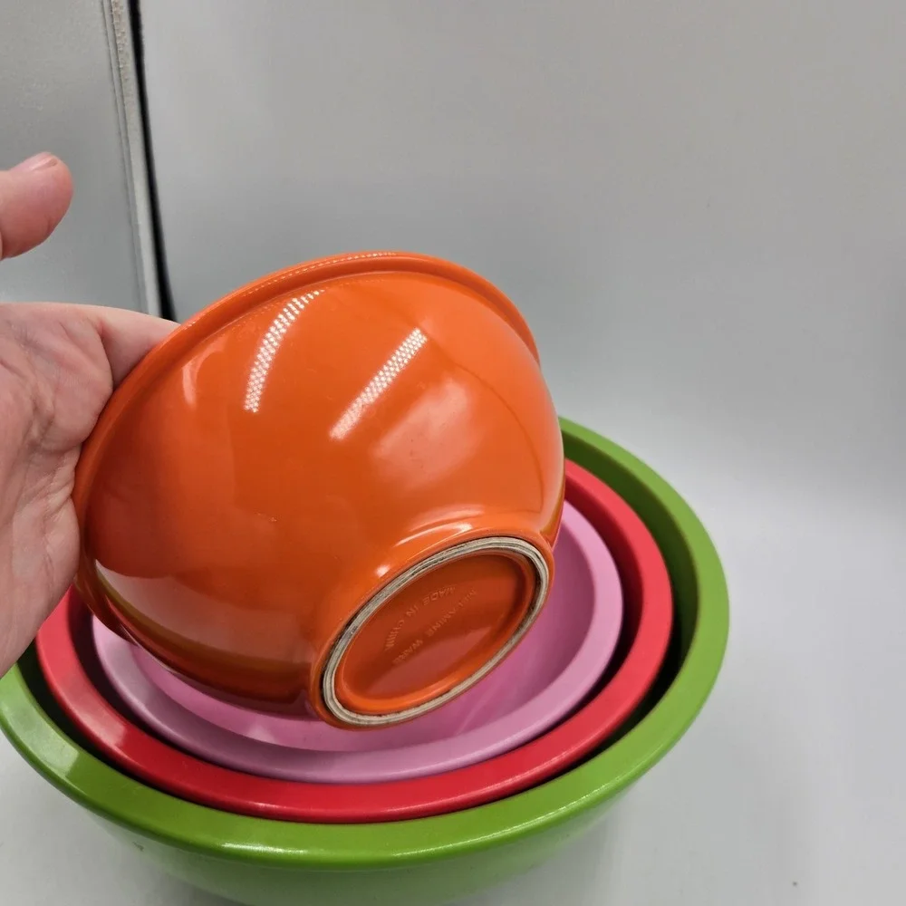 Melamine Ware 5 Piece Multicolor Plastic Nesting Bowl Set Rubber Ring Bottom